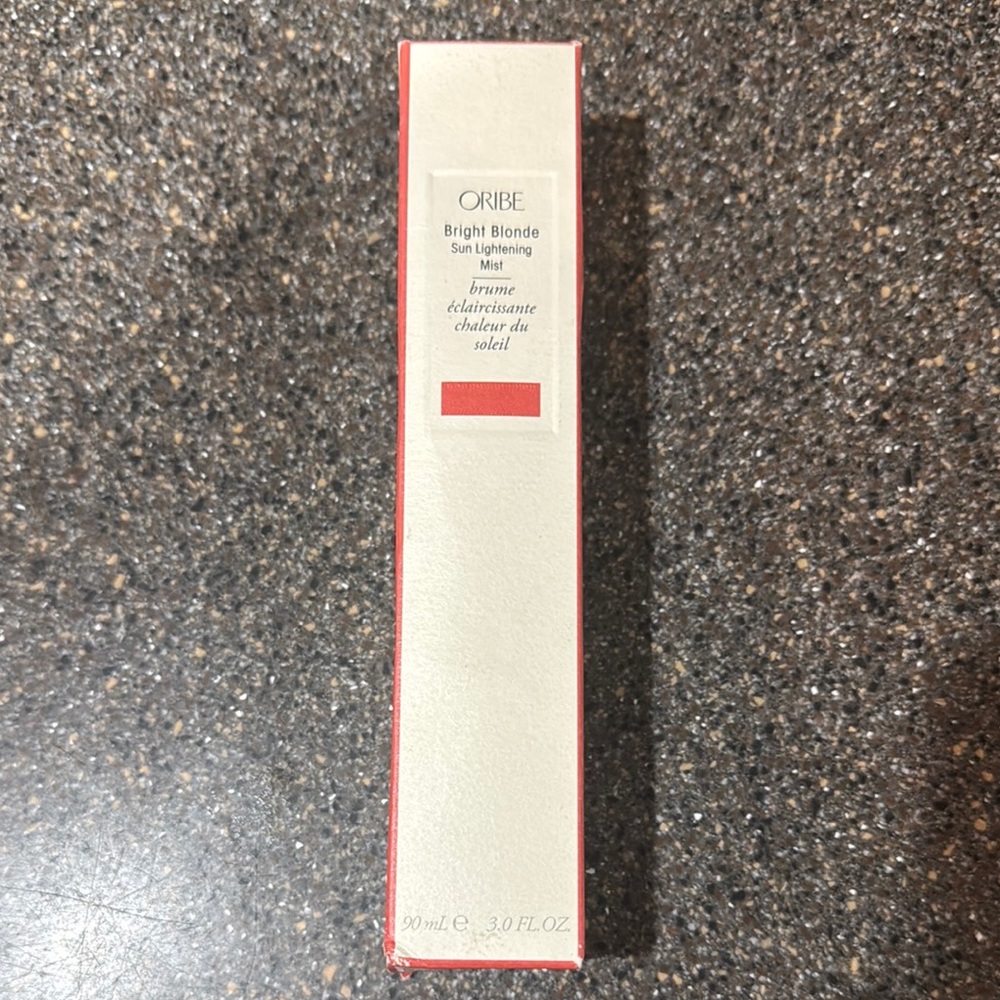 Oribe Red and White Suncare Skincare
